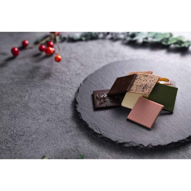 MAQUI'S Kobe Chocolate Assortment Box (9 pieces)