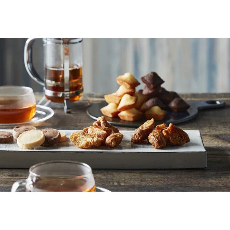 Royal Gateau Coll RRH-25 by Rihga Royal Hotel