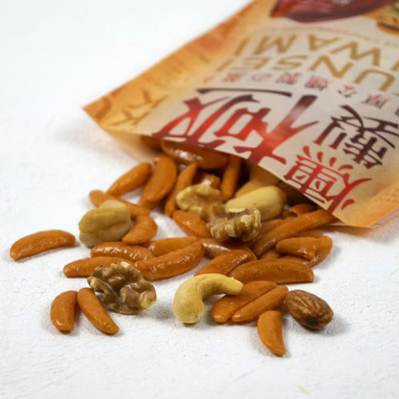 Edoya Kunsei Kiwami Smoked Kaki Nut Mix 58g