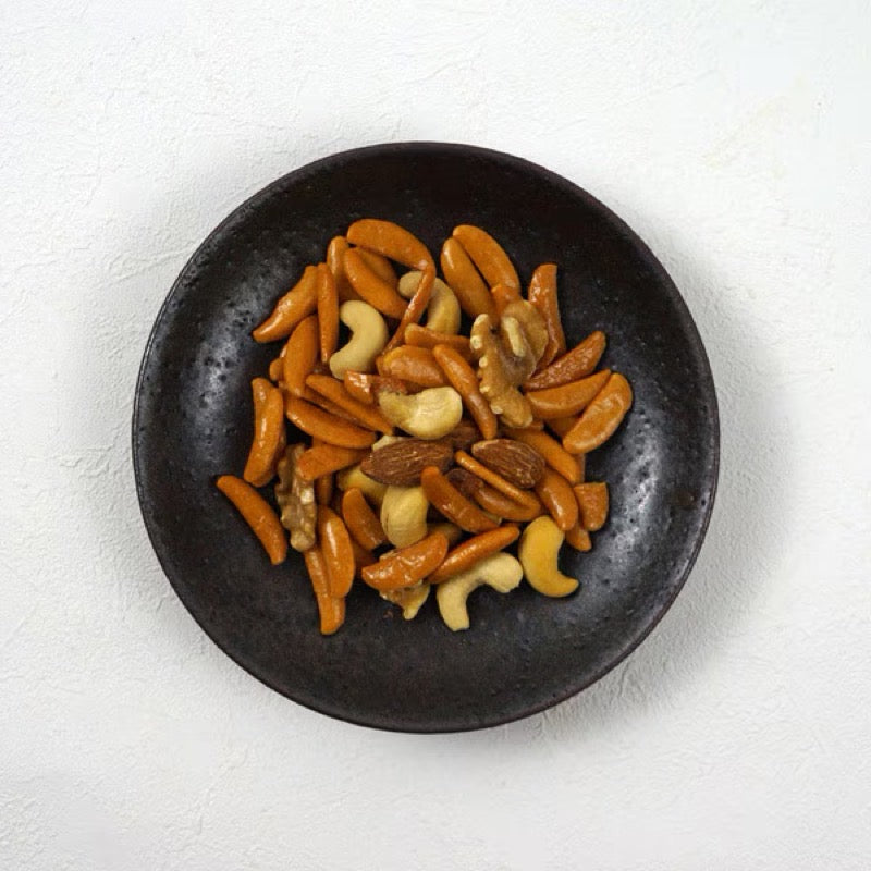 Edoya Kunsei Kiwami Smoked Kaki Nut Mix 58g