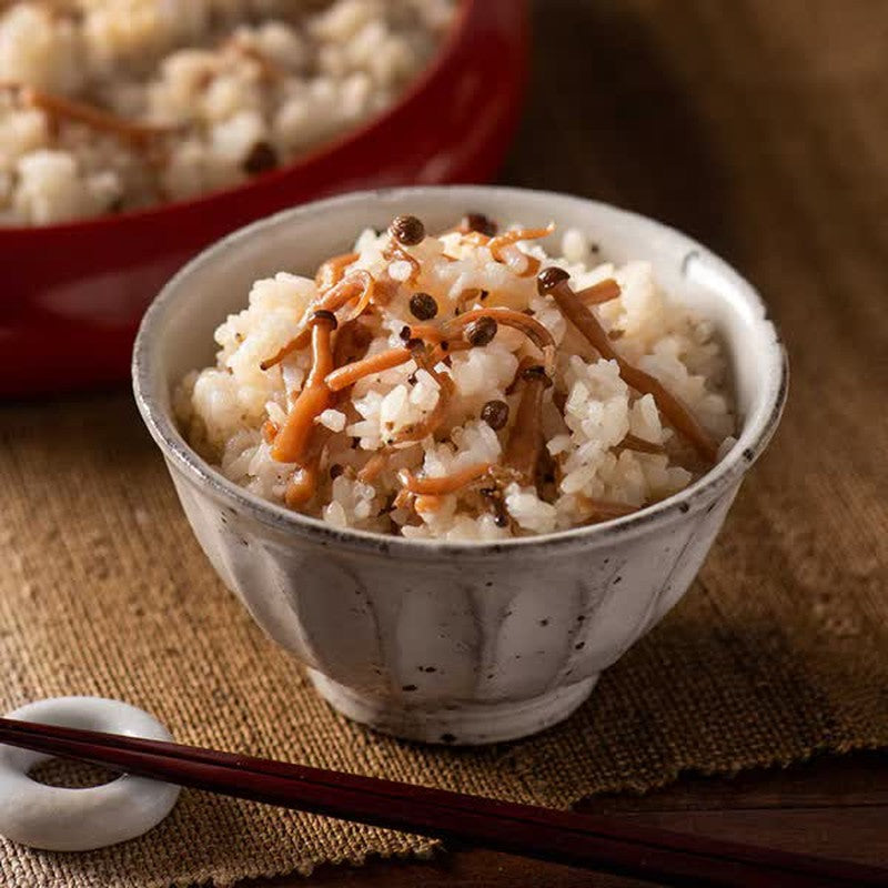 Kuze Fuku Shoten fk00280 Mixed Rice Mixer with Bunashimeji Mushrooms, Dried Chirimen Mushrooms, and Sansho Pepper, 150g (2 cups) [Retort Pouch]
